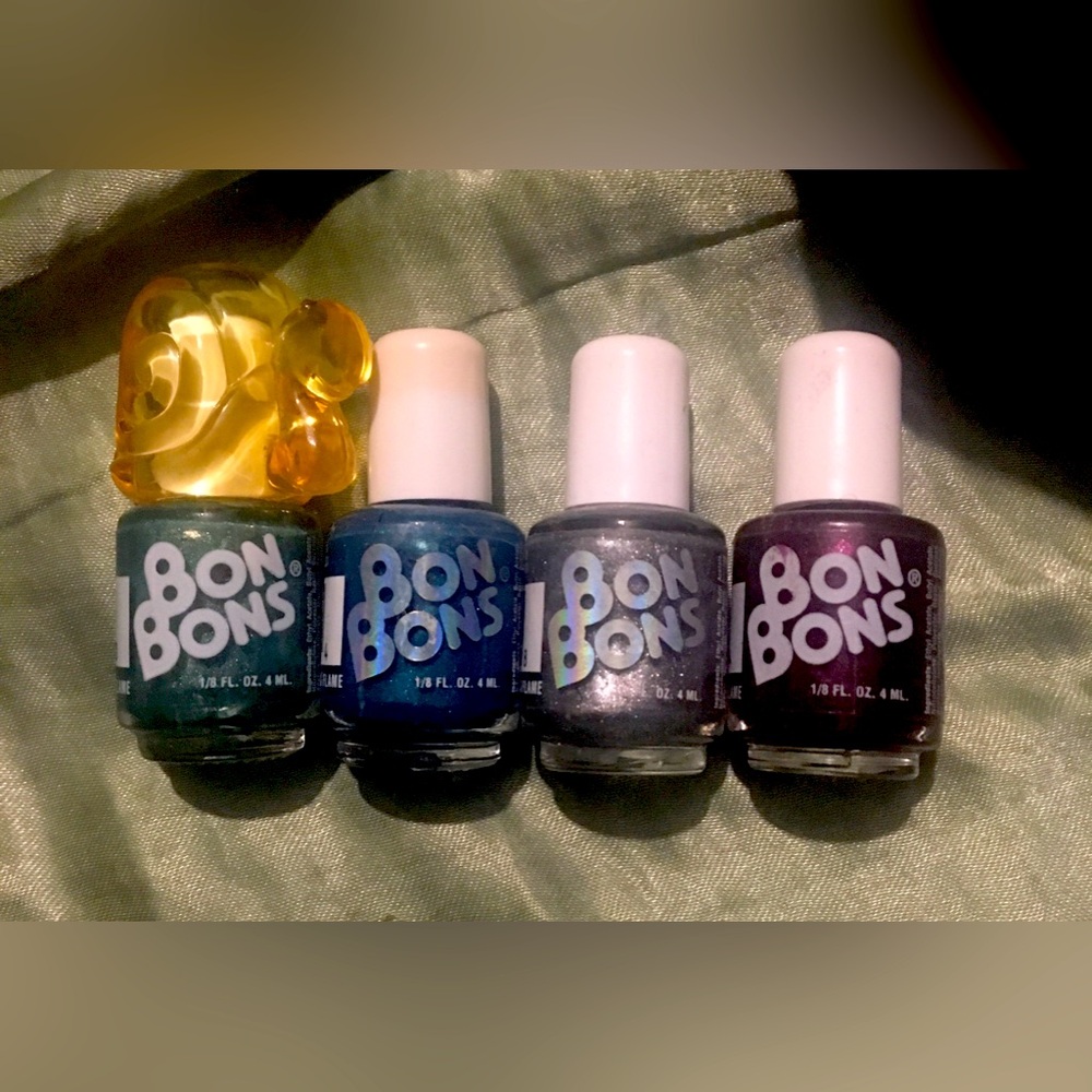 *Sold*Free with purchase* 4ml Variety of Bon Bons Nail Polish Set